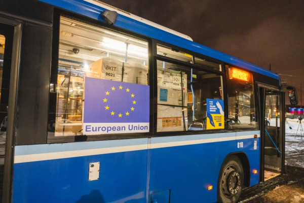 
Єврокомісія дає Україні 120 шкільних автобусів і надасть ще – фото 
