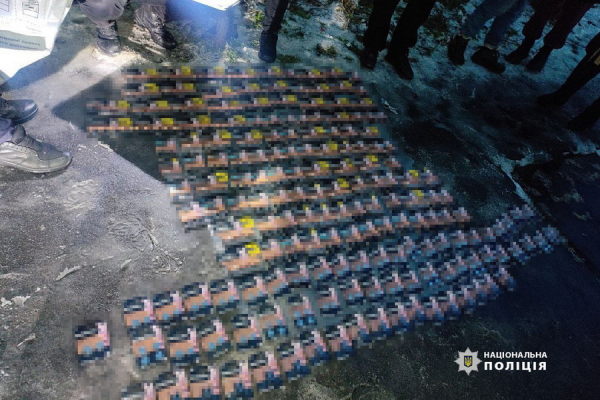 На Вінниччині затримали банду, яка обкрадала торгові центри                    
