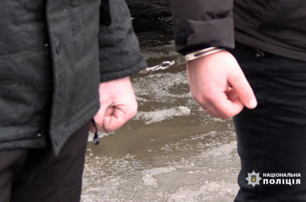 На Вінниччині затримали банду, яка обкрадала торгові центри                    
