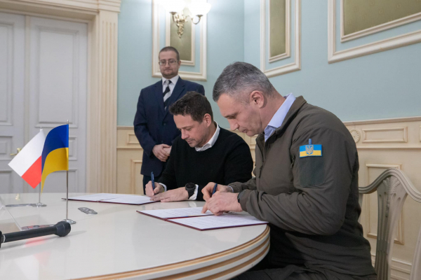 Мери Братислави, Будапешта, Варшави та Праги зустрілися у Києві з Кличком, щоб обговорити подальшу допомогу