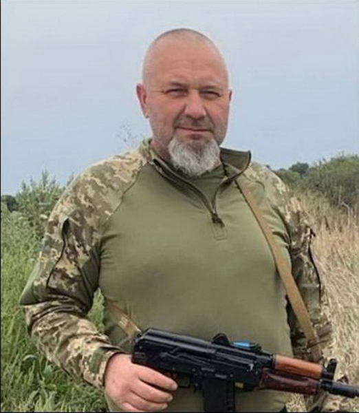 Під Бахмутом загинув бойовий медик із Вінниччини Віталій Сіреджук
Під Бахмутом загинув бойовий медик із Вінниччини Віталій Сіреджук