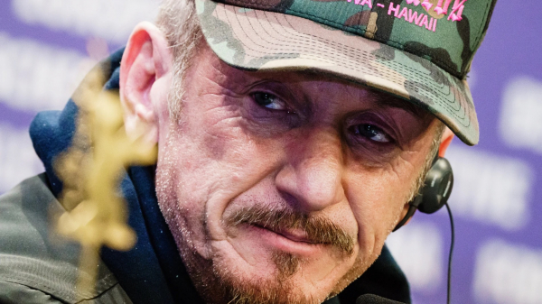 "Правда на боці українців, а Орбан просто повторює слова Путіна", - Шон Пенн для угорського видання