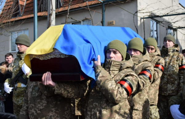 Закарпаття провело в останню дорогу полеглого Героя Руслана Гребенюка (ФОТО)