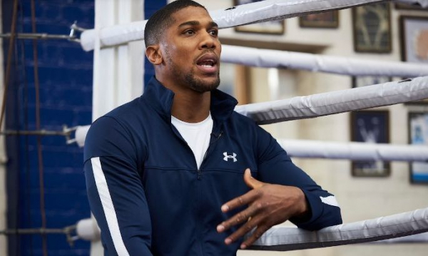 Джошуа отримав нового суперника та дату поєдинку