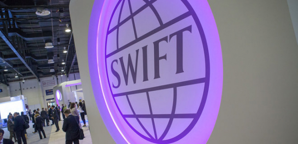 
Чотири російські банки відключать від SWIFT в межах десятого пакета санкцій ЄС &ndash; Reuters 