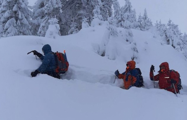 Закарпатські рятувальники закликають туристів скасувати походи в гори Закарпатські рятувальники закликають туристів скасувати походи в гори