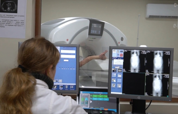 В Діагностичному центрі Лікарні святого Мартина проводять обстеження за допомогою сучасного обладнання В Діагностичному центрі Лікарні святого Мартина проводять обстеження за допомогою сучасного обладнання