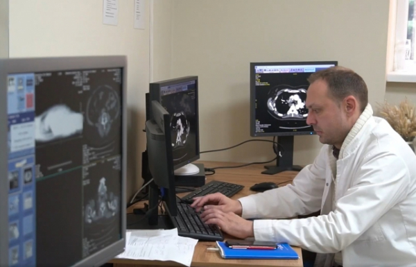 В Діагностичному центрі Лікарні святого Мартина проводять обстеження за допомогою сучасного обладнання В Діагностичному центрі Лікарні святого Мартина проводять обстеження за допомогою сучасного обладнання
