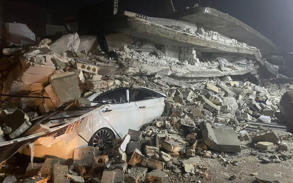  У Туреччині стався руйнівний землетрус: 284 жертви, близько 2323 осіб - поранено (ФОТО, ВІДЕО) 