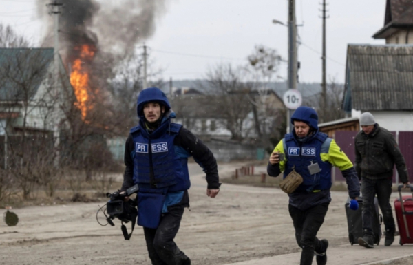 Влада заборонила журналістам працювати в "червоній зоні", у "помаранчеву" допускають лише медійників "Єдиного марафону"