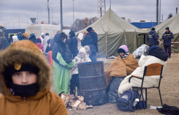 Фото дня: Сотні тисяч біженців на кордоні в перші тижні російського вторгнення