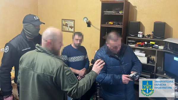 Житель Виноградова публічно закликав до збройної революції задля насильницької зміни влади Житель Виноградова публічно закликав до збройної революції задля насильницької зміни влади