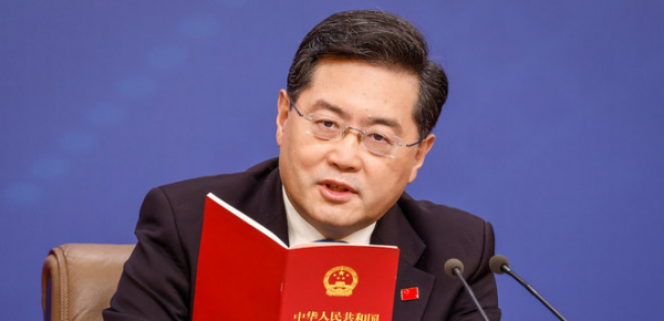 Глава МЗС КНР заявив, що Китай та РФ протистоятимуть США, а Путін готовий до "швидших переговорів"
Глава МЗС КНР заявив, що Китай та РФ протистоятимуть США, а Путін готовий до "швидших переговорів"