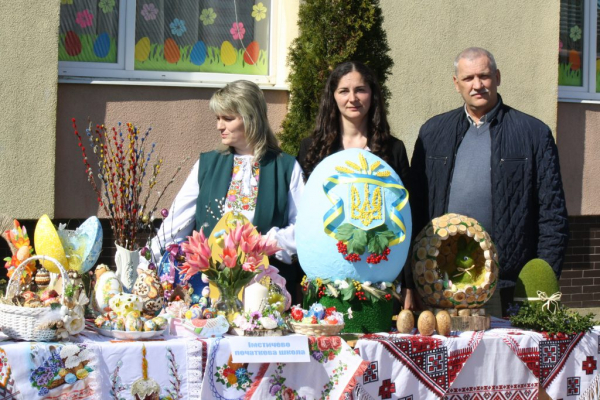 На Закарпатті пройшов Великодній фестиваль "Воскресни писанко" (ФОТО)