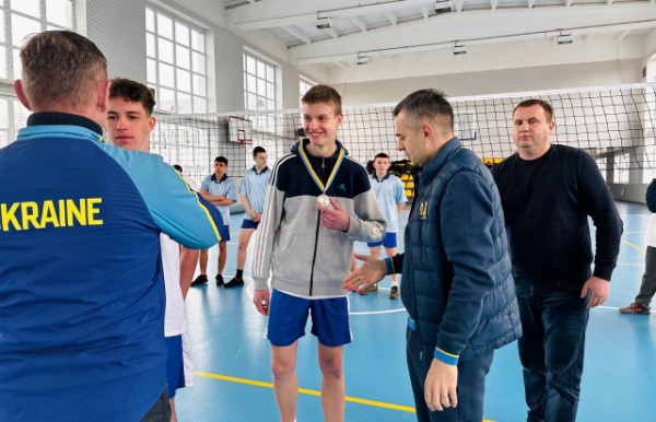 Оприлюднено результати спартакіади з волейболу в Мукачеві (ФОТО) Оприлюднено результати спартакіади з волейболу в Мукачеві (ФОТО)