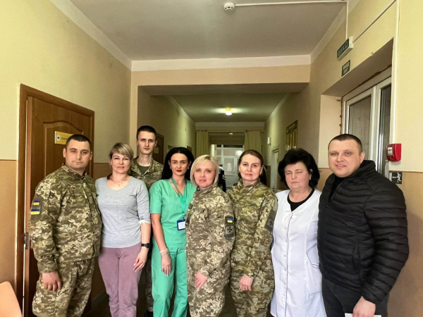 Закарпатські прикордонники стали донорами для свої побратимів