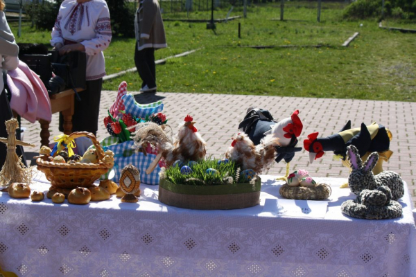 На Закарпатті пройшов Великодній фестиваль "Воскресни писанко" (ФОТО)