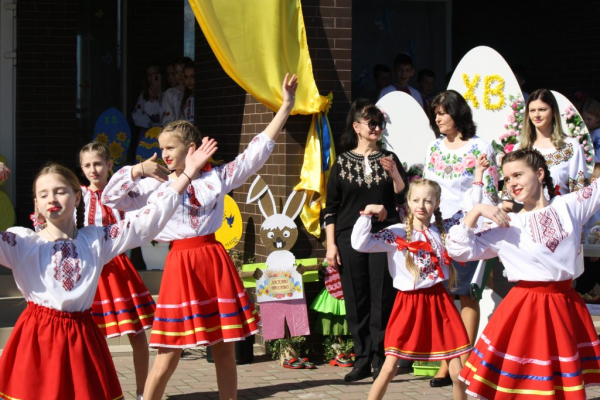 На Закарпатті пройшов Великодній фестиваль "Воскресни писанко" (ФОТО)