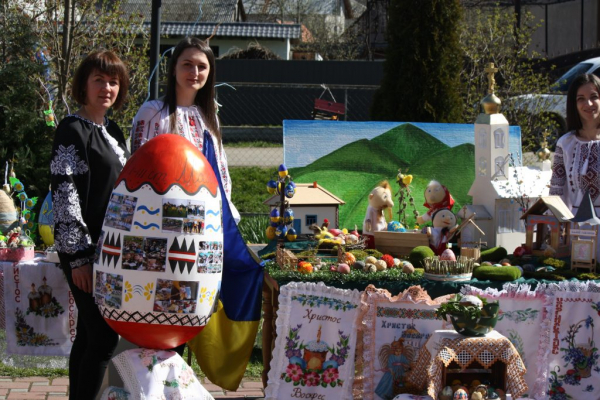 На Закарпатті пройшов Великодній фестиваль "Воскресни писанко" (ФОТО)