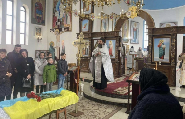 На Тячівщині попрощалися з полеглим Героєм Василем Коцибою (ФОТО, ВІДЕО)