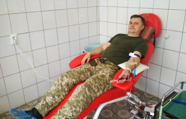 Закарпатські прикордонники стали донорами для свої побратимів