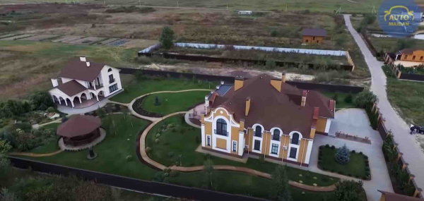 
Павло про місце відбування арешту: Невеличка хата, ні тепла, ні світла, ні кружки, ні ложки - фото 