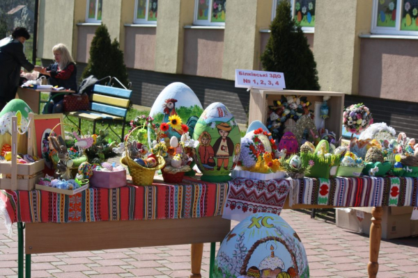 На Закарпатті пройшов Великодній фестиваль "Воскресни писанко" (ФОТО)