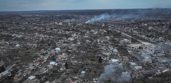 
Варварство. CNN пише про ще одне відео з понівеченими тілами військових 