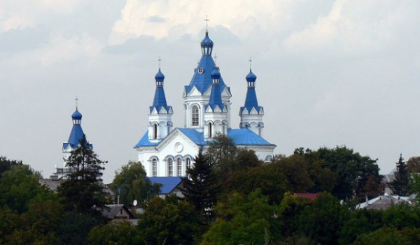 Кам'янець-Подільський забрав в УПЦ МП право користуватися храмами й землею Кам'янець-Подільський забрав в УПЦ МП право користуватися храмами й землею