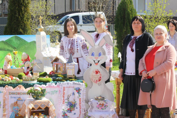 На Закарпатті пройшов Великодній фестиваль "Воскресни писанко" (ФОТО)