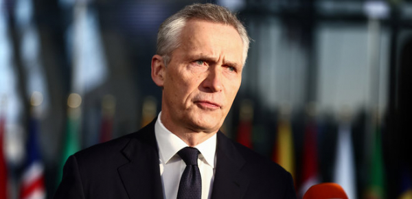 
Фінляндія у НАТО. Пєсков заявив про "посягання" на безпеку РФ. Столтенберг: Путін сам винен 