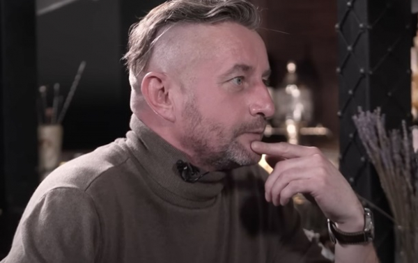 "Дуже фальшиво". Сергій Жадан про українські пісні війни