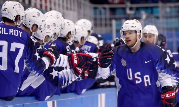 Збірна США вперше в історії виграла всі матчі групового етапу чемпіонату світу з хокею Збірна США вперше в історії виграла всі матчі групового етапу чемпіонату світу з хокею