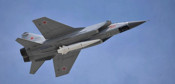 
CNN: США "дуже впевнені", що ЗСУ збили ракету Х-47 "Кинджал" з Patriot. У Пентагоні був галас 