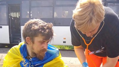 З полону додому повернулись 7 воїнів з Закарпаття (ФОТО) З полону додому повернулись 7 воїнів з Закарпаття (ФОТО)