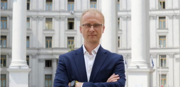 
Індонезія хоче референдуму на "спірних" територіях України. МЗС: Вони окуповані 