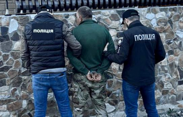Закарпатець замовив за тисячу доларів підпал будинку односельця