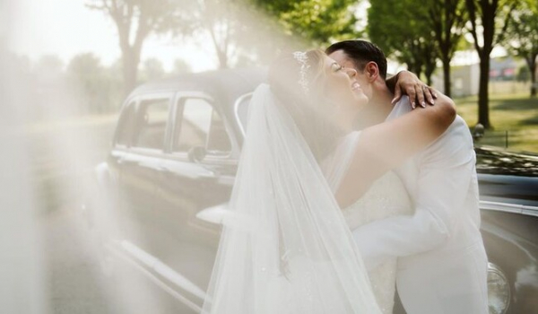 Прийомна дочка Емінема вийшла заміж