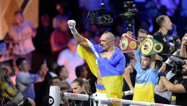 Права на трансляцію бою Усик – Дюбуа отримала TNT Sports Права на трансляцію бою Усик – Дюбуа отримала TNT Sports