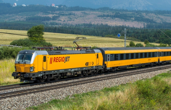 Чеський лоукостер анонсував залізничний рейс з Праги до Мукачева Чеський лоукостер анонсував залізничний рейс з Праги до Мукачева