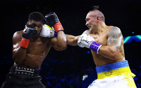 Відомий тренер жорстко розкритикував Джошуа за поразку від Усика