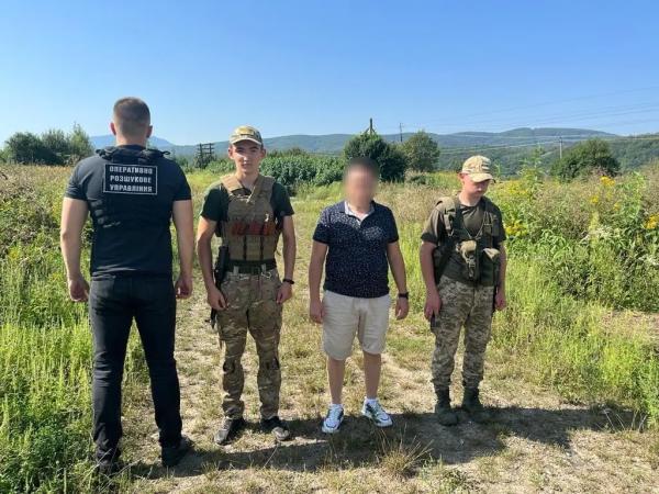  На кордоні закарпатські прикордонники затримали п&rsquo;ять десятків порушників 