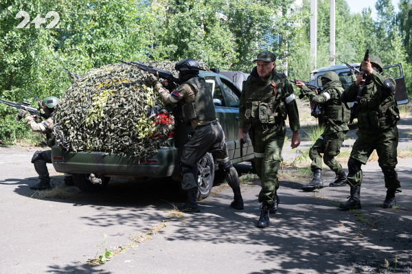 Як знімають серіал «Окуповані»: на «орків» кажуть «коргі», а штаб ворога – в діючій лікарні