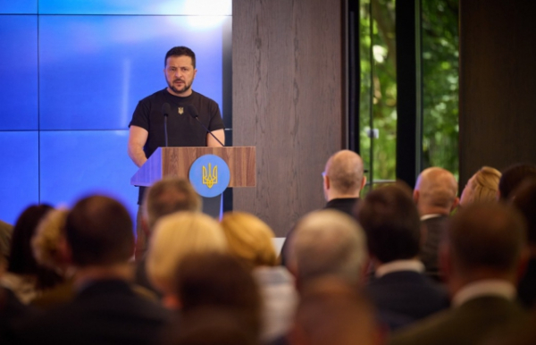Зеленський відвідав Закарпаття і зустрівся з керівниками закордонних дипустанов (ФОТО)