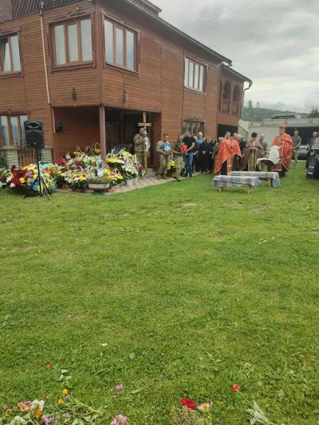  На Рахівщині провела в останню дорогу полеглого за Україну Павла Тулайдана 