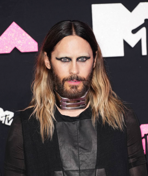 Вбрання зірок на MTV VMA 2023: Шакіра у Versace, Селена Гомес - у Oscar de la Renta