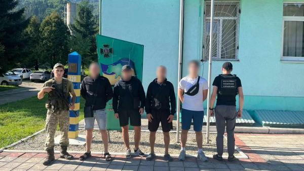  На Закарпатті затримали 34 &laquo;спритників&raquo;, які незаконно намагалися перетнути кордон 