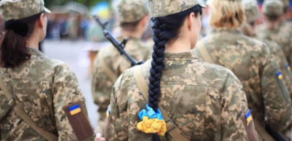 
Новини |
З 1 жовтня медикині мають стати на військовий облік. Що зміниться: роз&rsquo;яснення МОЗ 