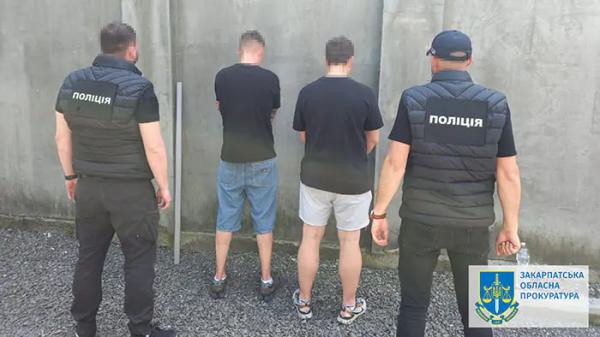  Органiзували пiдпiльну нарколабораторiю та виготовити 13 кг канабi: затримано двох ужгородців 