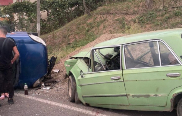 Постраждали мама з дитиною: Подробиці ДТП поблизу Іршави (ФОТО)